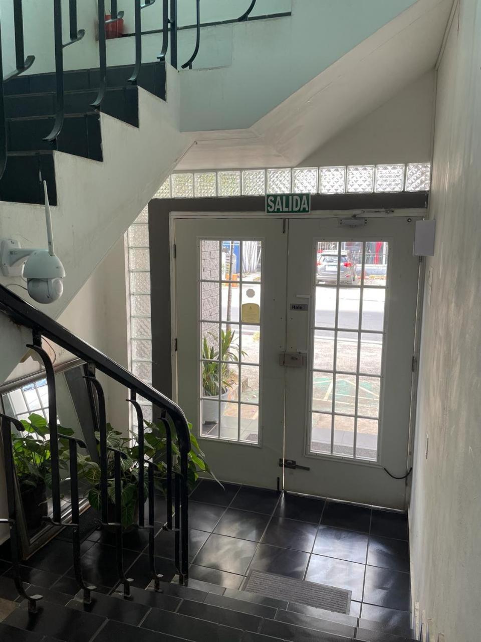 Hostal El Prado Panama City Exterior photo